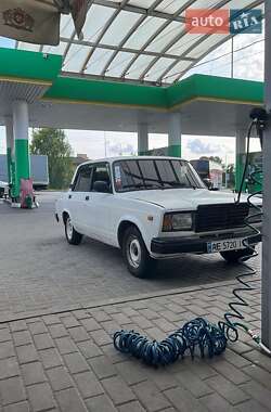 Седан ВАЗ 2107 1990 в 