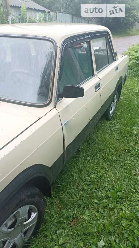 Седан ВАЗ / Lada 2107 1989 в Чернигове