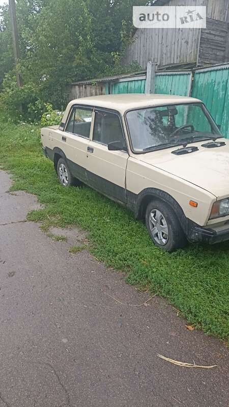 Седан ВАЗ / Lada 2107 1989 в Чернигове