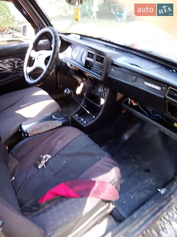 Седан ВАЗ / Lada 2107 2003 в Глибокій