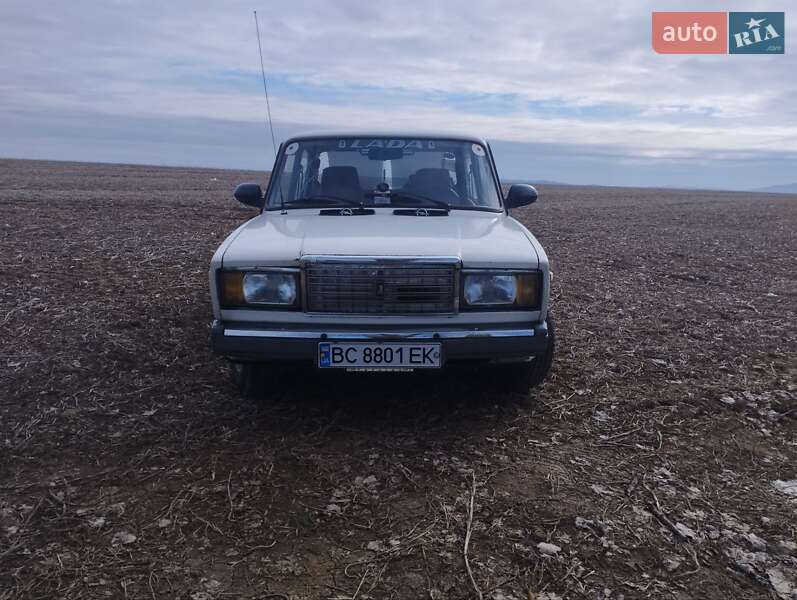 Седан ВАЗ / Lada 2107 1991 в Золочеве фото 4 Седан ВАЗ / Lada 2107 1991 в Золочеве