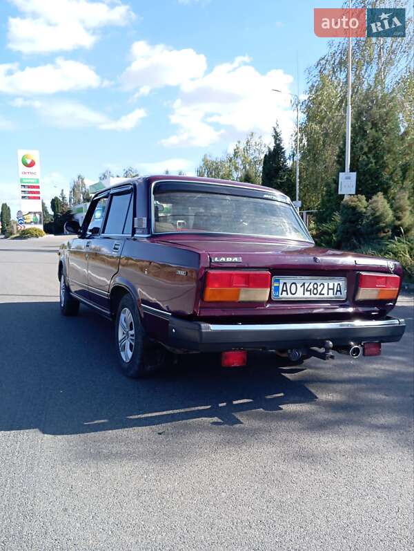 Седан ВАЗ / Lada 2107 2002 в Іршаві