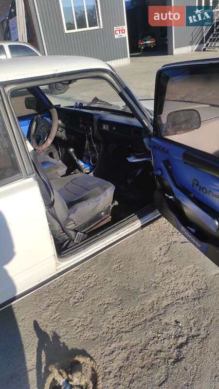 Седан ВАЗ / Lada 2107 1993 в Кропивницком