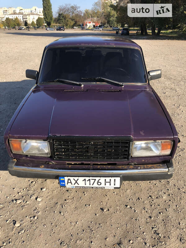 Седан ВАЗ / Lada 2107 2003 в Харькове