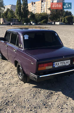 Седан ВАЗ 2107 2003 в 