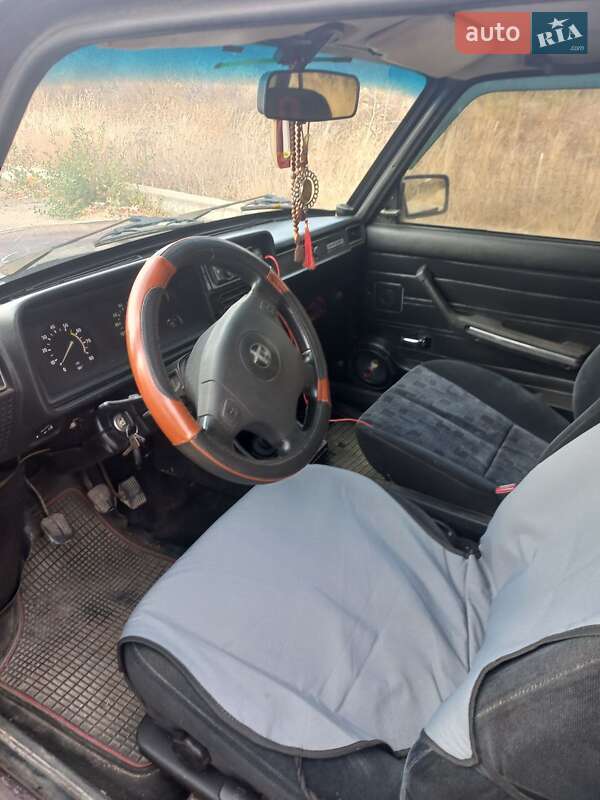 Седан ВАЗ / Lada 2107 2001 в Одессе фото 2 Седан ВАЗ / Lada 2107 2001 в Одессе