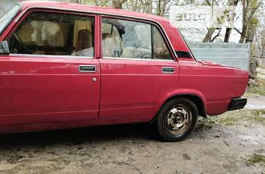 Седан ВАЗ / Lada 2107 1985 в Дунаевцах