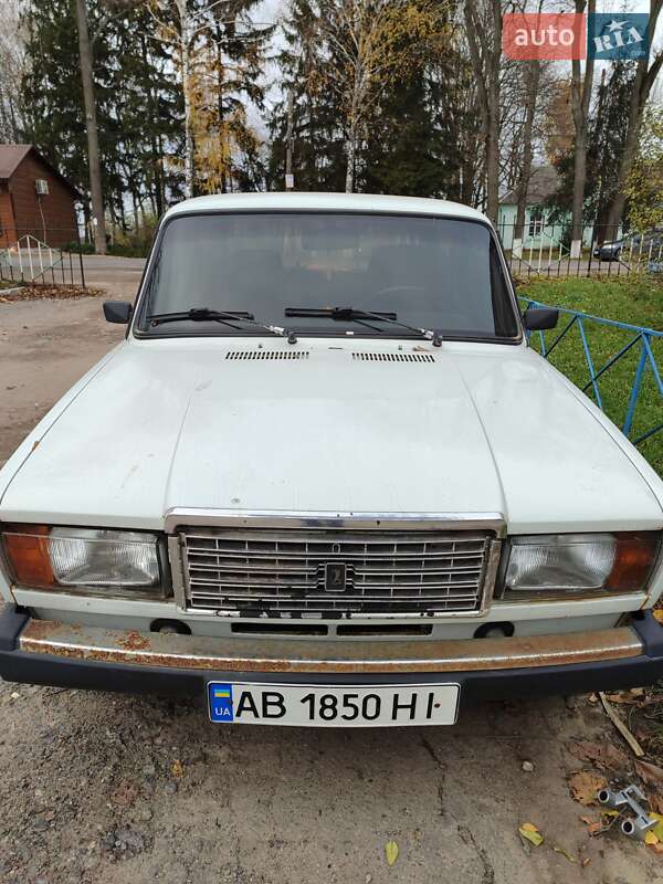 Седан ВАЗ / Lada 2107 1986 в Вінниці