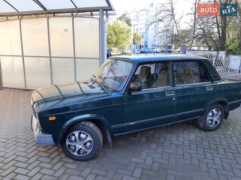 Седан ВАЗ / Lada 2107 2005 в Запоріжжі