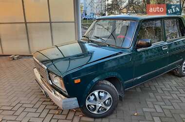 Седан ВАЗ / Lada 2107 2005 в 
