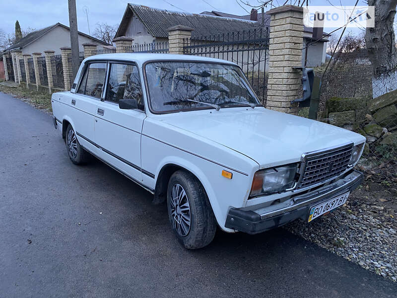 Седан ВАЗ / Lada 2107 1988 в Тернополе