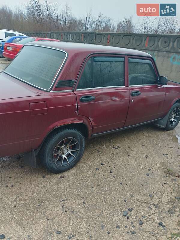 Седан ВАЗ / Lada 2107 2007 в Кривом Роге фото 7 Седан ВАЗ / Lada 2107 2007 в Кривом Роге