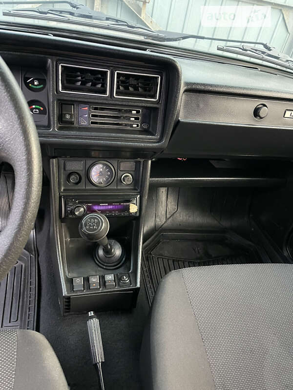 Седан ВАЗ / Lada 2107 2010 в Павлограде фото 12 Седан ВАЗ / Lada 2107 2010 в Павлограде