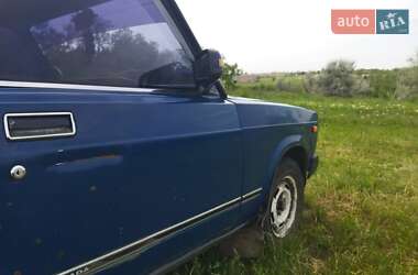 Седан ВАЗ / Lada 2107 2004 в Константиновке