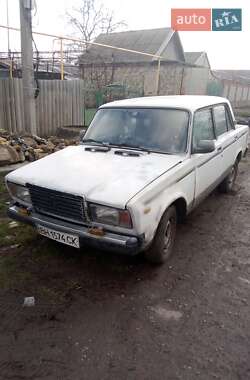 Седан ВАЗ / Lada 2107 2004 в Одессе