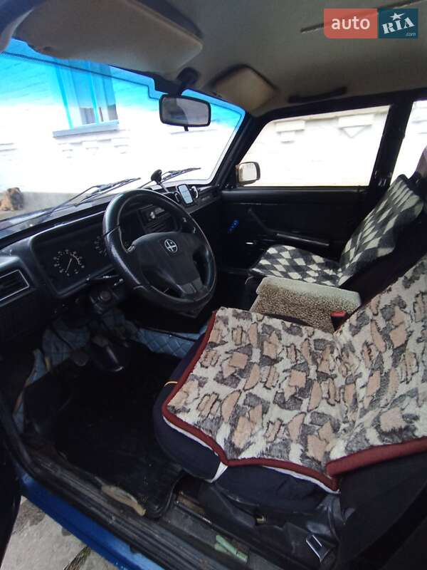 Седан ВАЗ / Lada 2107 1998 в Звенигородке