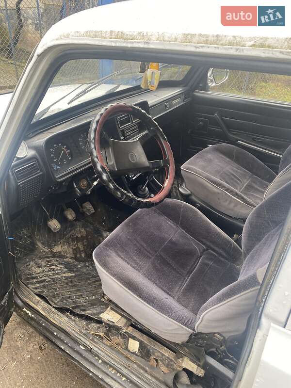 Седан ВАЗ / Lada 2107 1991 в Виноградове