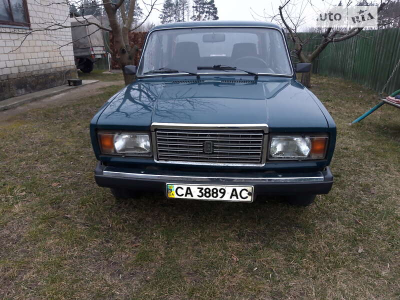 Седан ВАЗ / Lada 2107 1997 в Черкассах