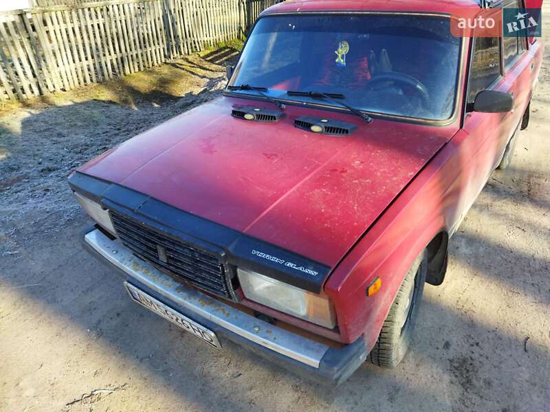 Седан ВАЗ / Lada 2107 1996 в Коростене