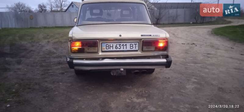 Седан ВАЗ / Lada 2107 1989 в Одессе