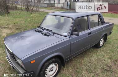 Седан ВАЗ / Lada 2107 2007 в Городні