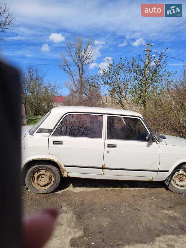 Седан ВАЗ / Lada 2107 1986 в Кропивницькому