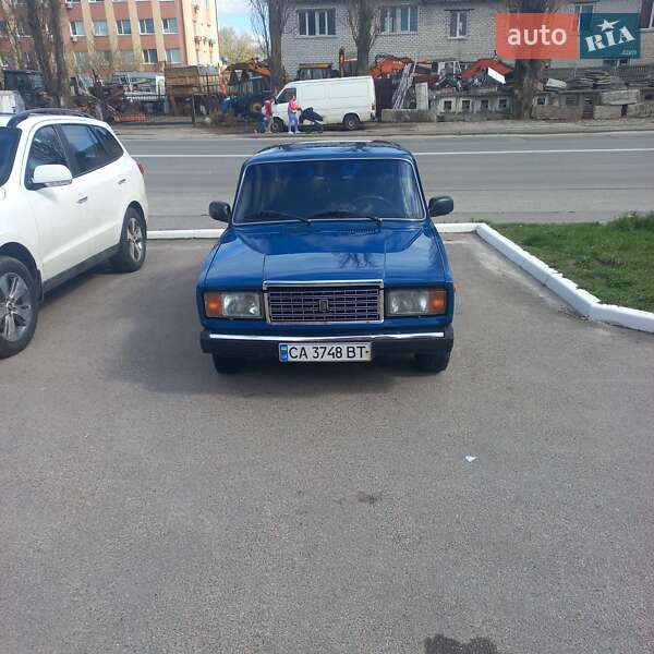 Седан ВАЗ / Lada 2107 2008 в Киеве