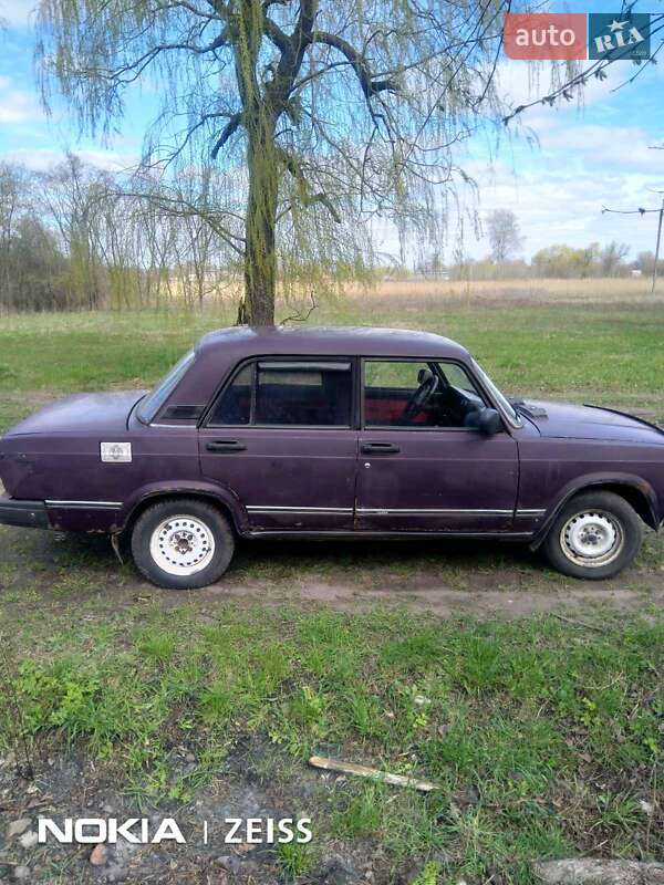 Седан ВАЗ / Lada 2107 2002 в Царичанці