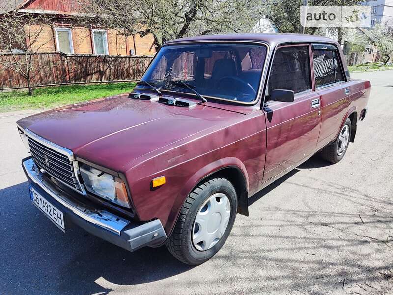 Седан ВАЗ / Lada 2107 2008 в Чернигове