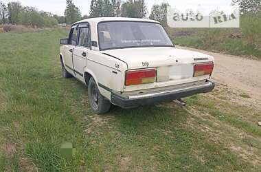 Седан ВАЗ / Lada 2107 1993 в Моршине