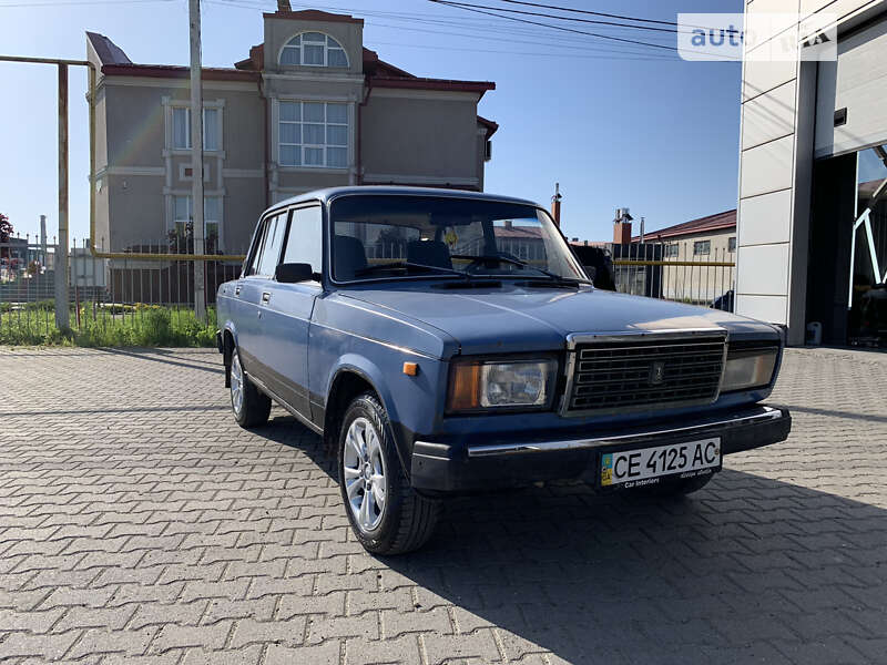 Седан ВАЗ / Lada 2107 1988 в Чернівцях