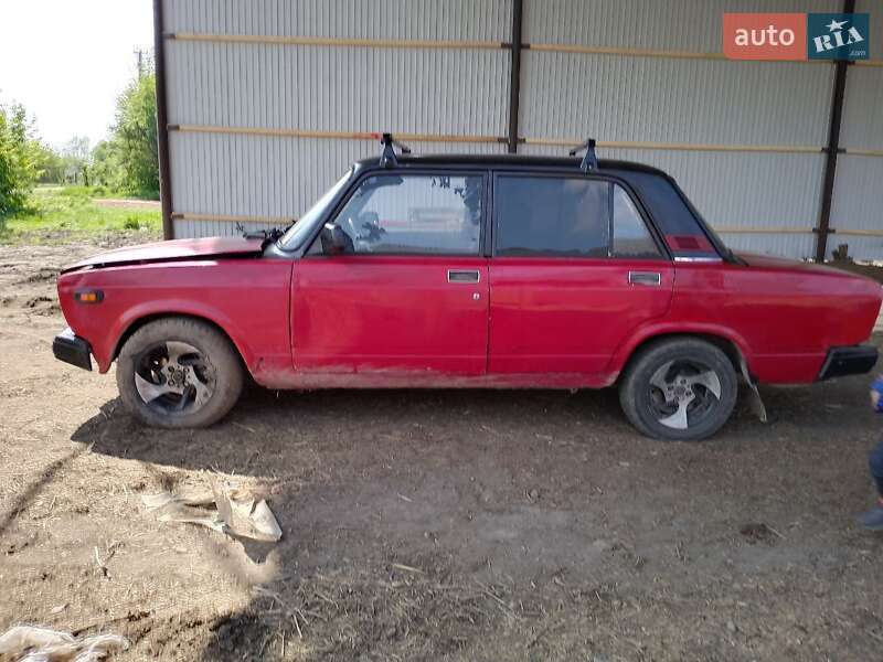 Седан ВАЗ / Lada 2107 1984 в Стрые