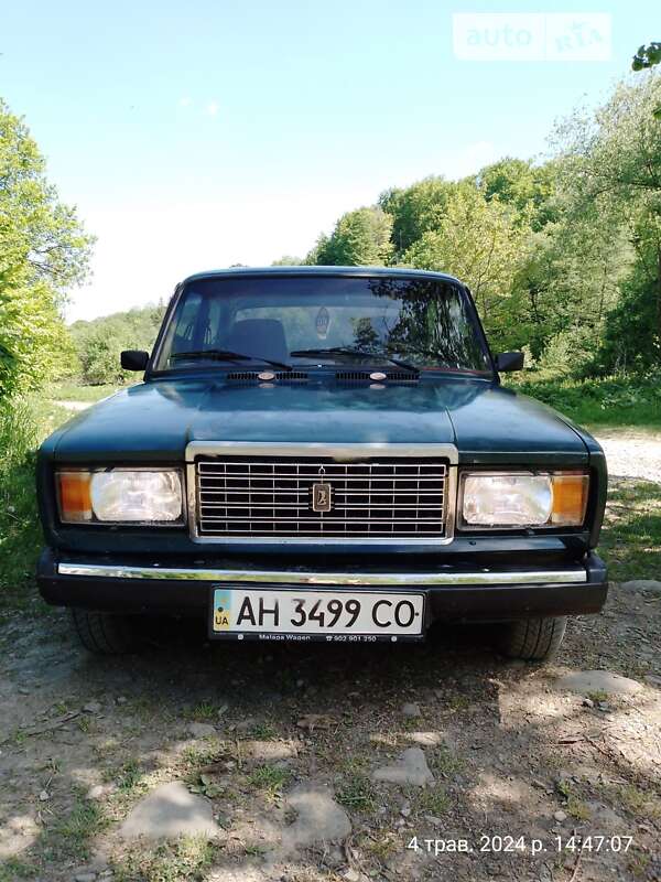 Седан ВАЗ / Lada 2107 2005 в Косове