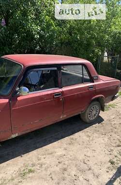 Седан ВАЗ / Lada 2107 1996 в Луцке