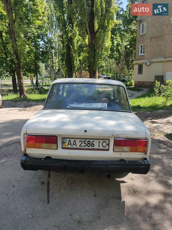 Седан ВАЗ / Lada 2107 1990 в Киеве фото 2 Седан ВАЗ / Lada 2107 1990 в Киеве