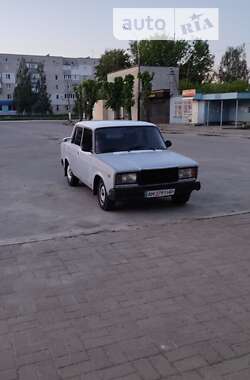 Седан ВАЗ / Lada 2107 1987 в Житомире