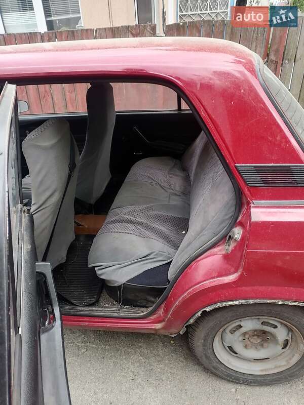Седан ВАЗ / Lada 2107 1995 в Броварах