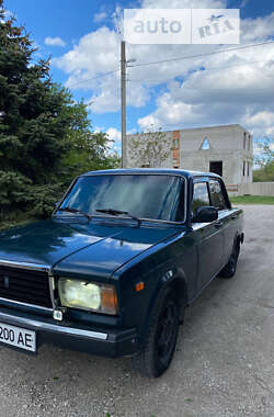 Седан ВАЗ 2107 2005 в 