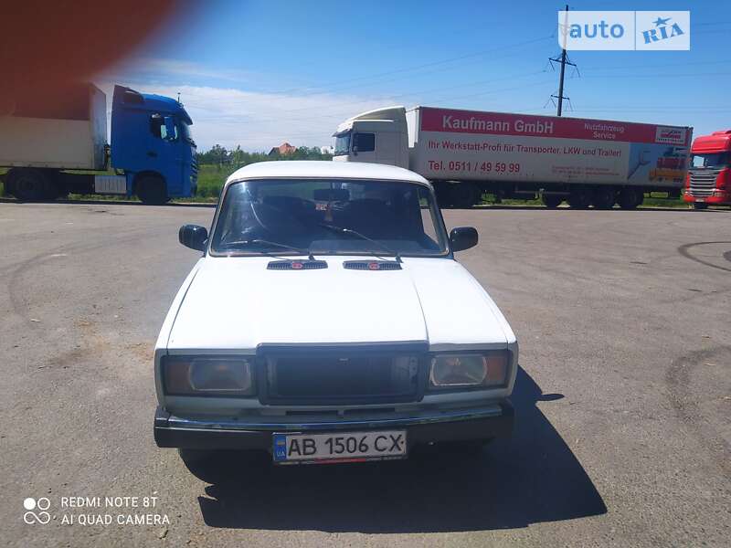 Седан ВАЗ / Lada 2107 1997 в Виннице
