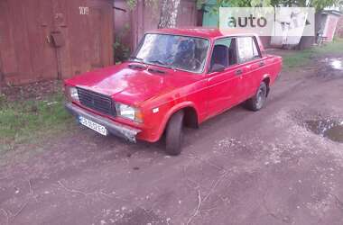 Седан ВАЗ / Lada 2107 1996 в Нежине