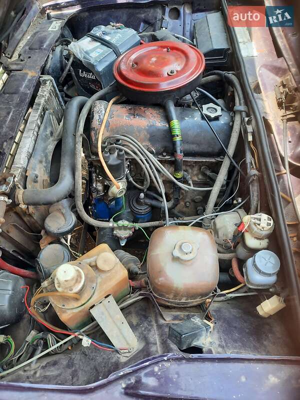 Седан ВАЗ / Lada 2107 1999 в Умани