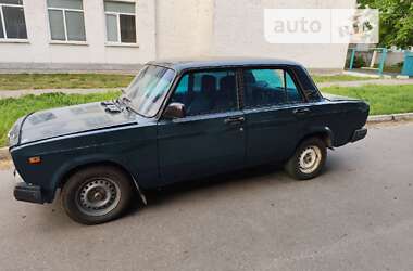 Седан ВАЗ / Lada 2107 2002 в Золотоноші