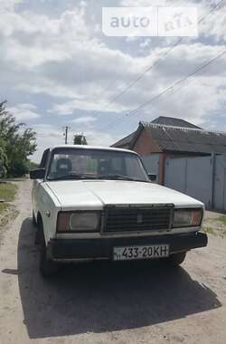 Седан ВАЗ / Lada 2107 1995 в Прилуках