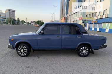 Седан ВАЗ / Lada 2107 2005 в Харкові