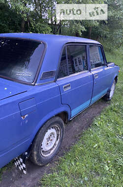 Седан ВАЗ / Lada 2107 2005 в Сторожинці