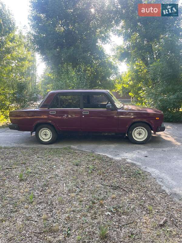 Седан ВАЗ / Lada 2107 2002 в Ахтырке фото 4 Седан ВАЗ / Lada 2107 2002 в Ахтырке