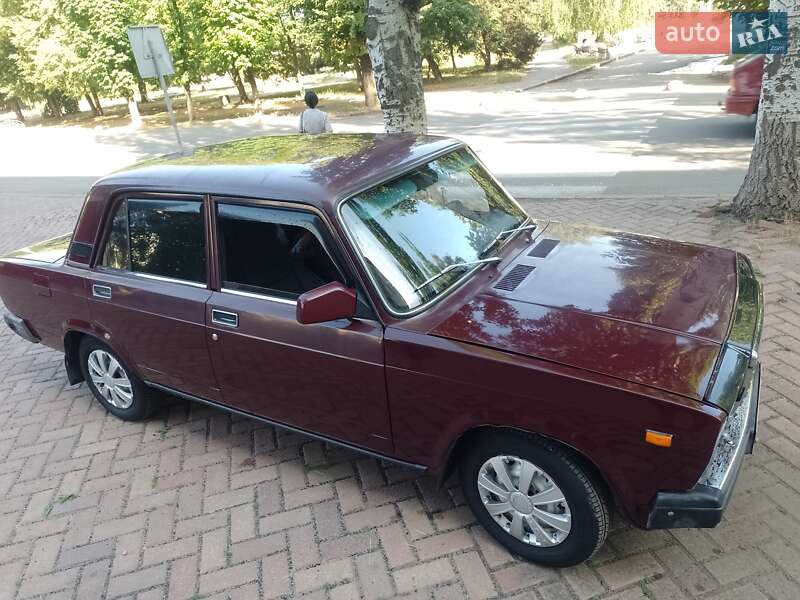 Седан ВАЗ / Lada 2107 2005 в Слов'янську фото 9 Седан ВАЗ / Lada 2107 2005 в Слов'янську