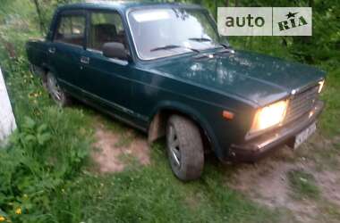 Седан ВАЗ / Lada 2107 1999 в Коломиї