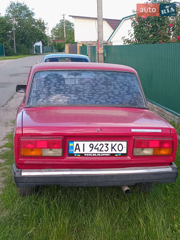 Седан ВАЗ / Lada 2107 2002 в Броварах