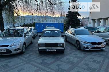 Седан ВАЗ / Lada 2107 1990 в Луцке